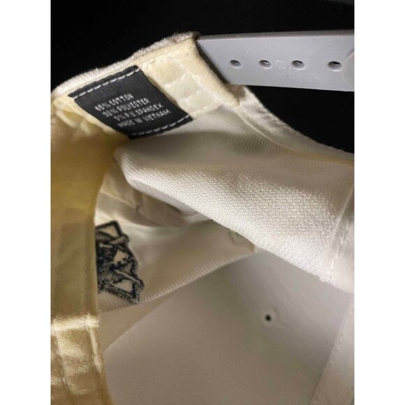 Lot of 2 Travis Mathew Hats: 1 Snapback + 1 Fitted L/XL White Cap READ DESC - Picture 16 of 16